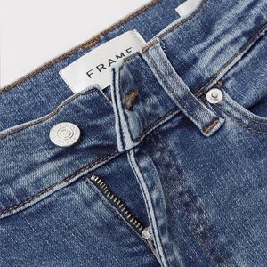 FRAME Riverwalk Straight Raw Hem Jeans Size 24 Medium Wash Denim